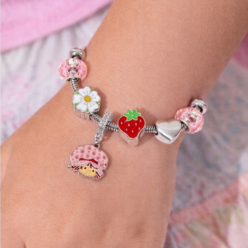 Strawberry Shortcake Charm Bracelet Retro Cartoon Pink Silver Tone Cute NIB